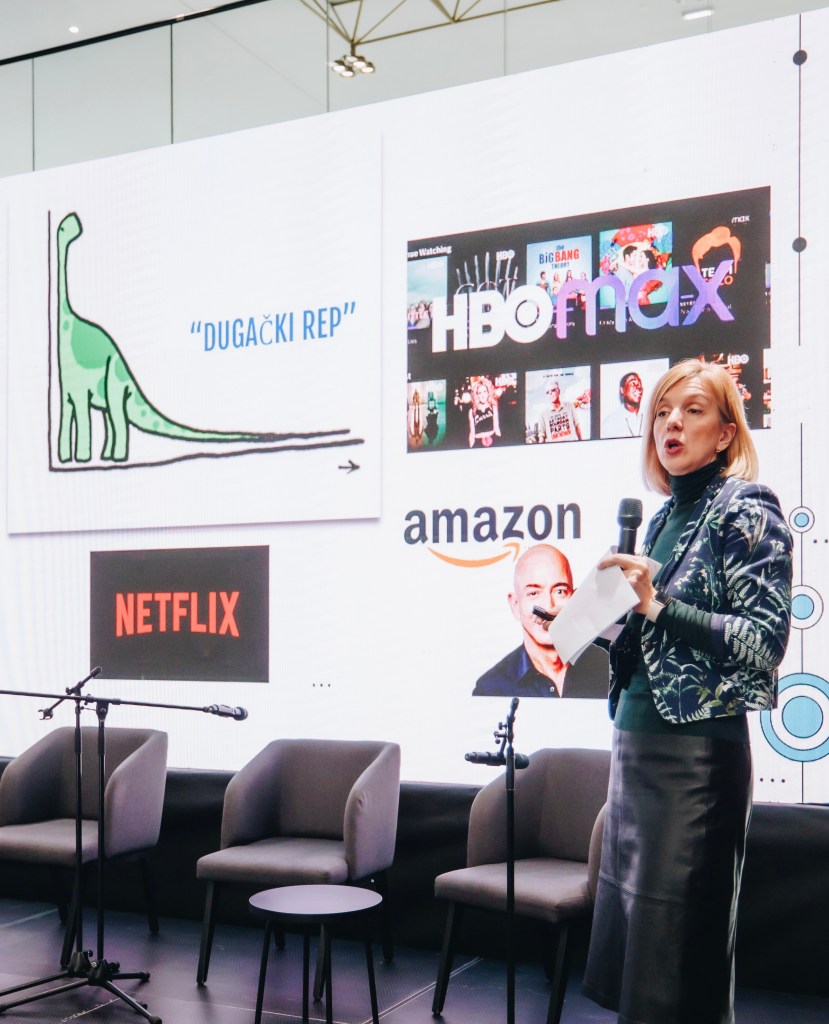 Autorka prezentuje na konferenciji poslovne modele Netflix, HBO, Uber